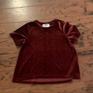 Old Navy Girls Maroon Velvet SS Top - Size 6/7
